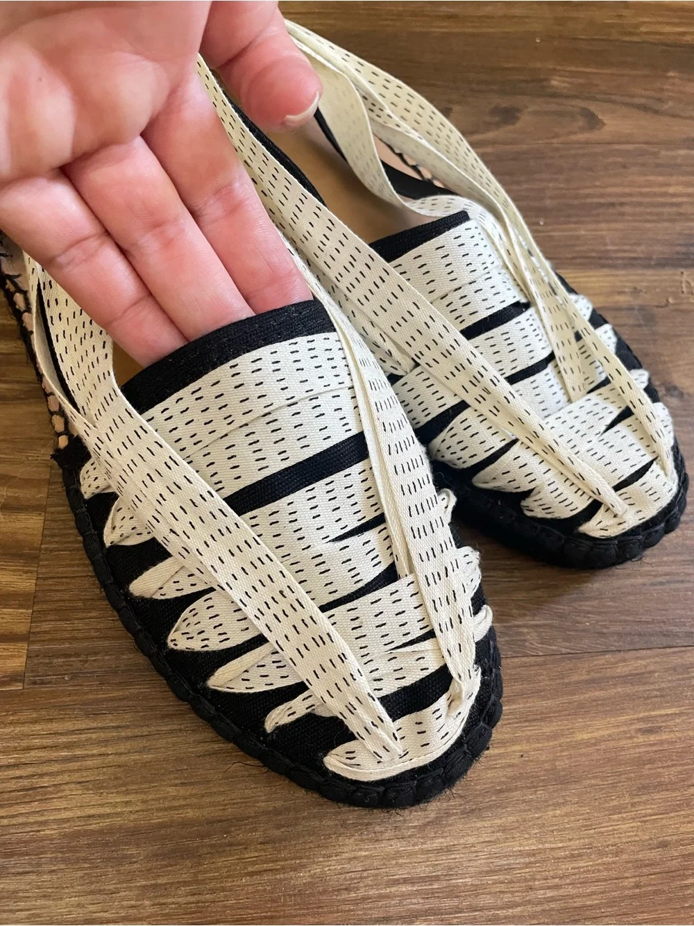 NAGUISA Sukha Lace Up Flat Espadrille‎ Shoes Size 41/9.5